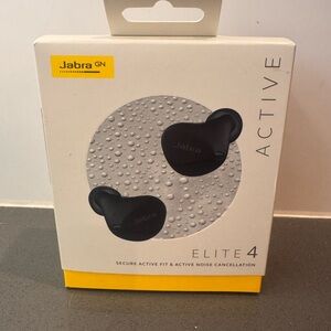 NEW/UNOPENED: Elite 4 Active Black Earbud Headphones